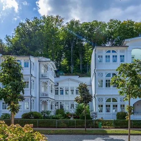 18 Eden * Binz